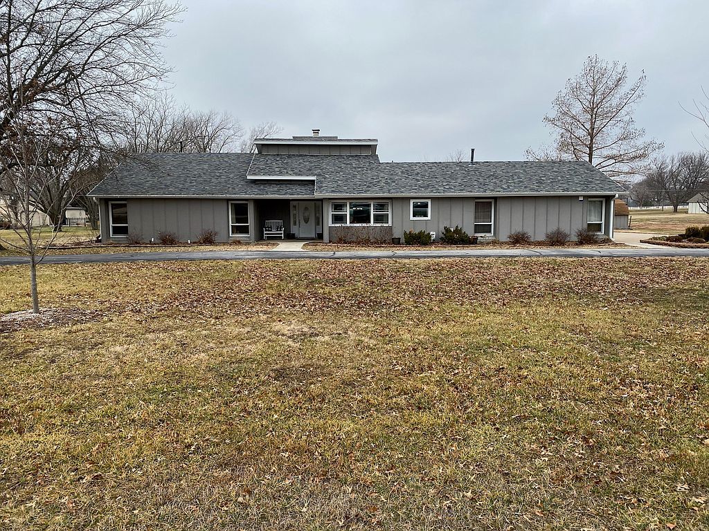 401 Hillside Dr, Chanute, KS 66720 Trulia