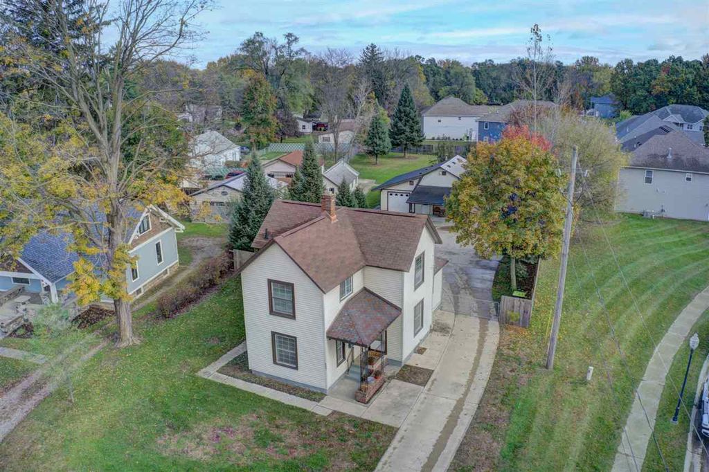 890 N Leroy St, Fenton, MI 48430 Trulia