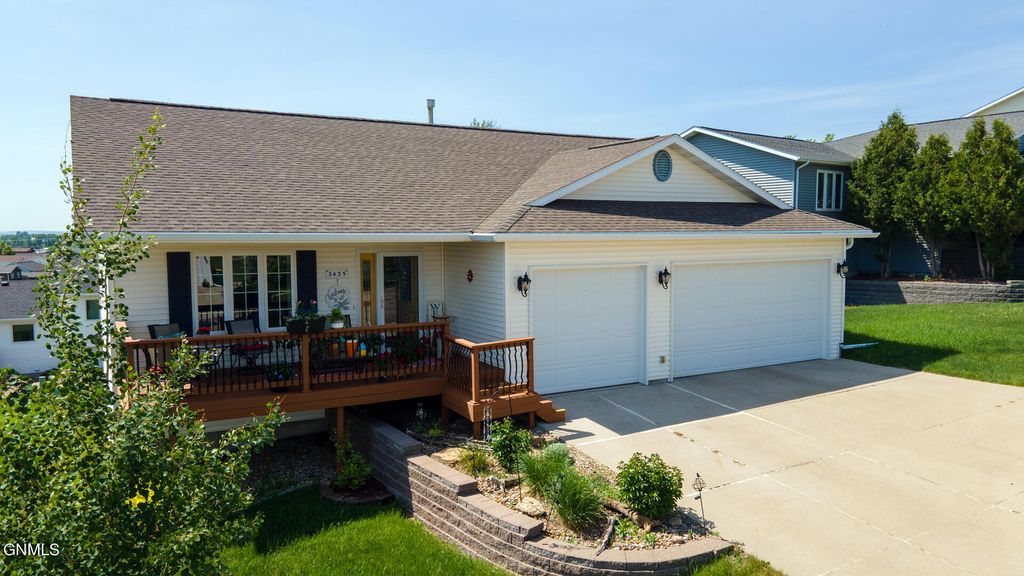 3435 Crocus Ave, Bismarck, ND 58501 Trulia