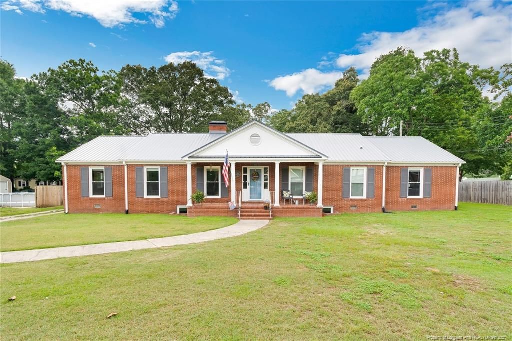 407 N Main St Raeford Nc 28376 Mls 665370 Trulia