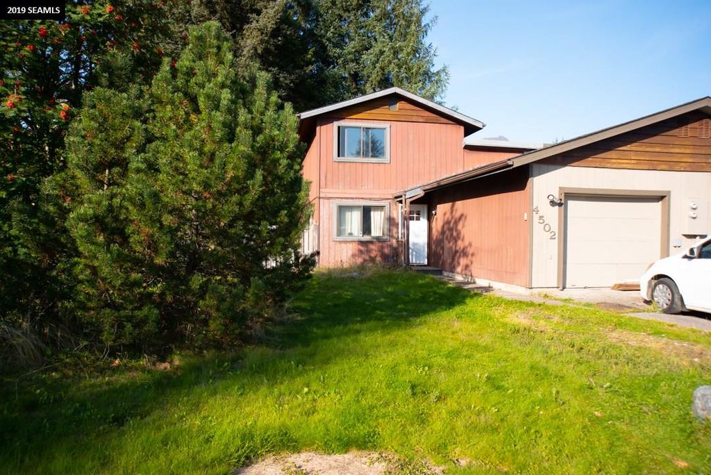 4502 Wood Duck Ave, Juneau, AK 99801
