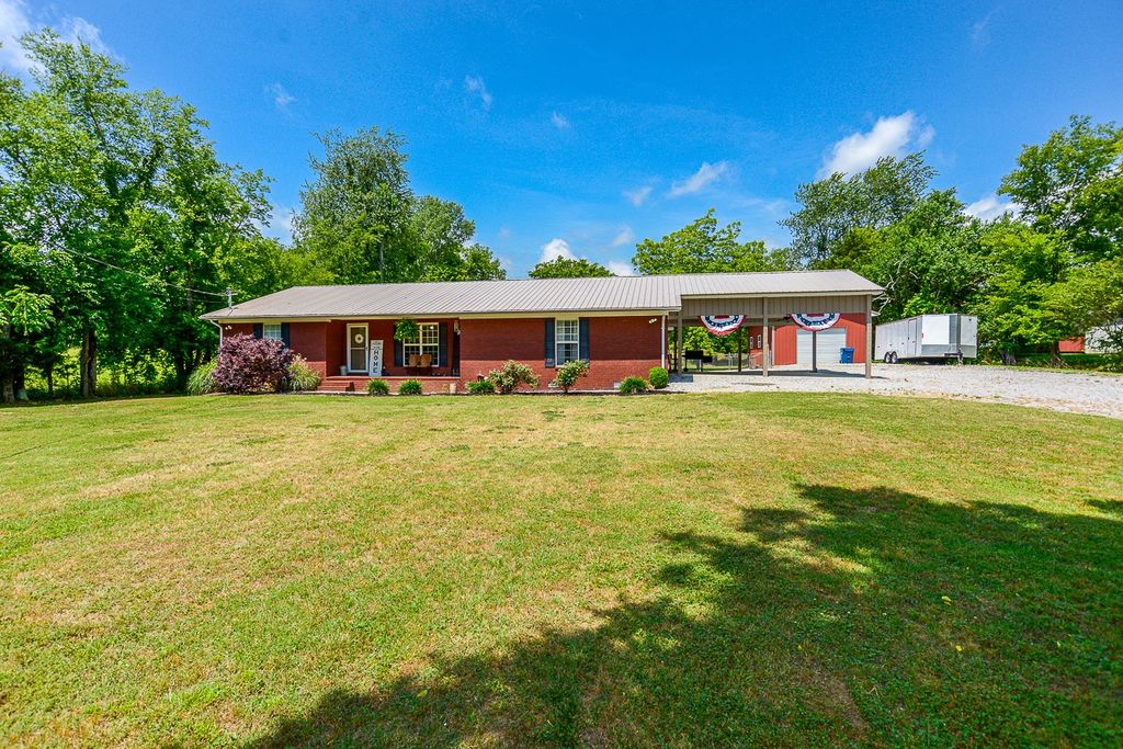 116 S Mulberry St, Cornersville, TN 3 Bed, 3 Bath SingleFamily Home