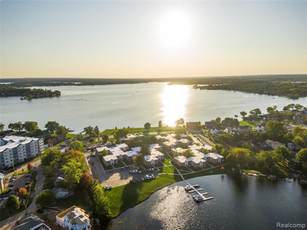 1655 Cass Lake Rd, Keego Harbor, MI 48320 Trulia