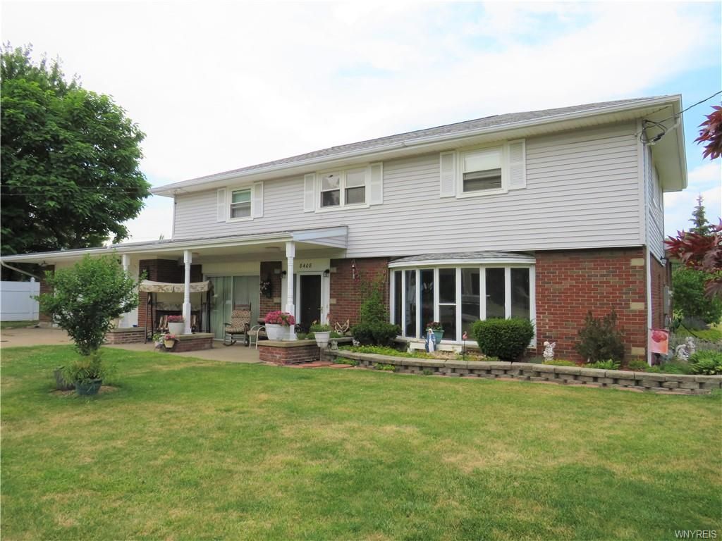8408 Carol Ct, Niagara Falls, NY 14304 4 Bed, 3 Bath SingleFamily