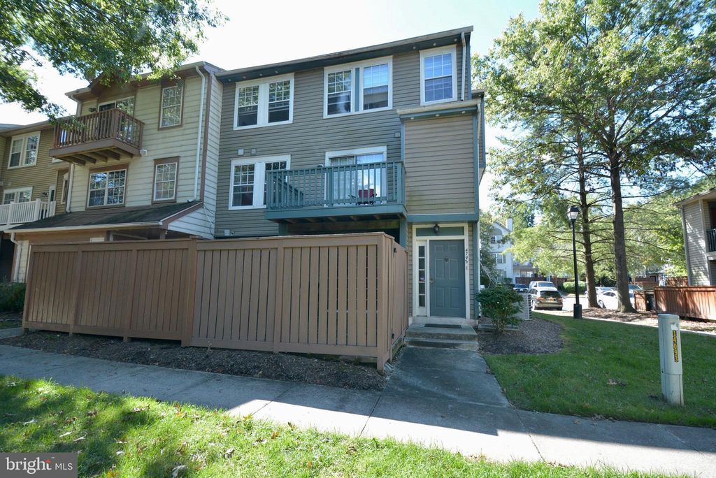 4793 River Valley Way #47, Bowie, MD 20720