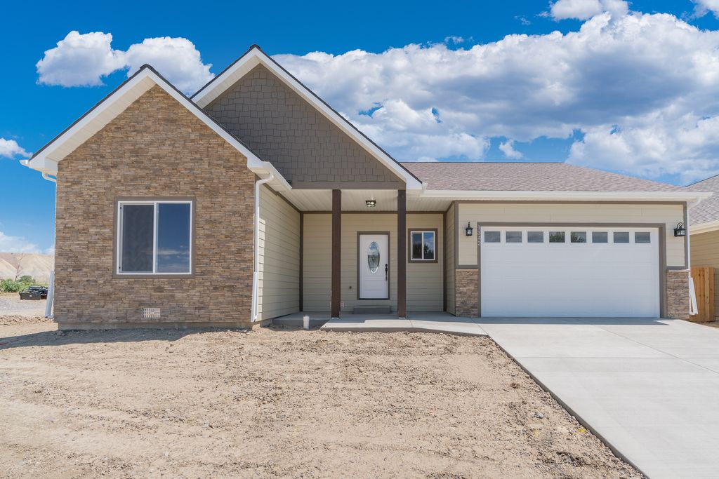 Grand Teton 1840 Plan in Bear Creek Subdivision, Montrose, CO 81401