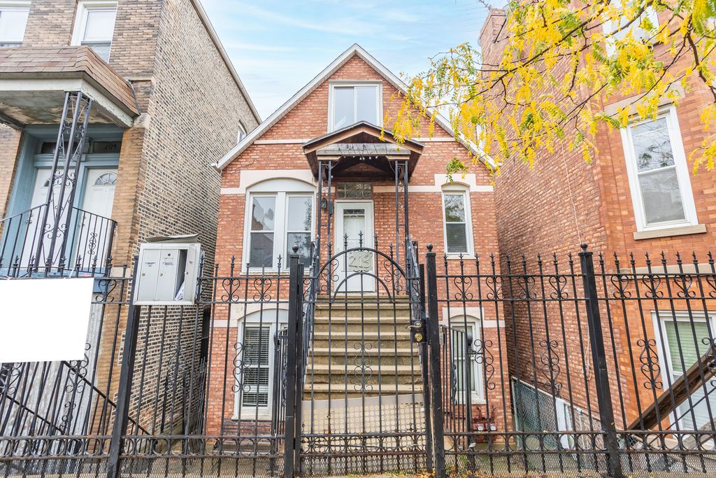 2131 W 21st Pl, Chicago, IL 60608