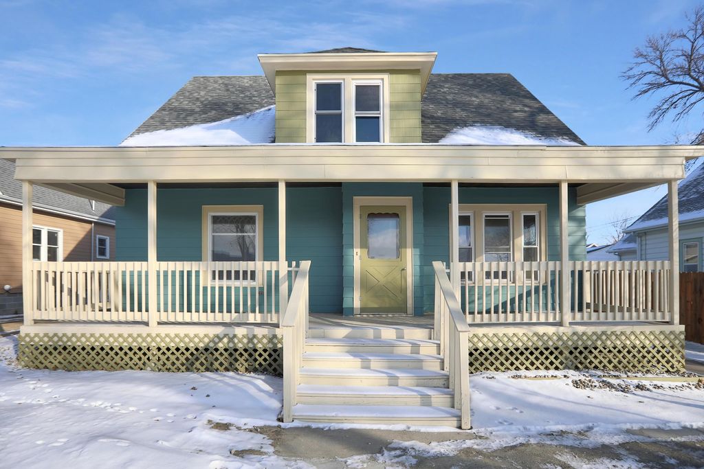 419 S Dakota St, Aberdeen, SD 57401