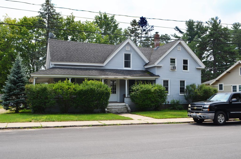 10 Pearl St, Sanford, ME 04073