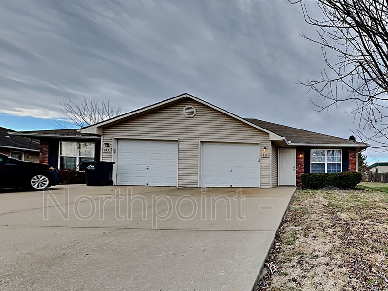 319 NW Woodbury Dr, Grain Valley, MO 64029 Trulia