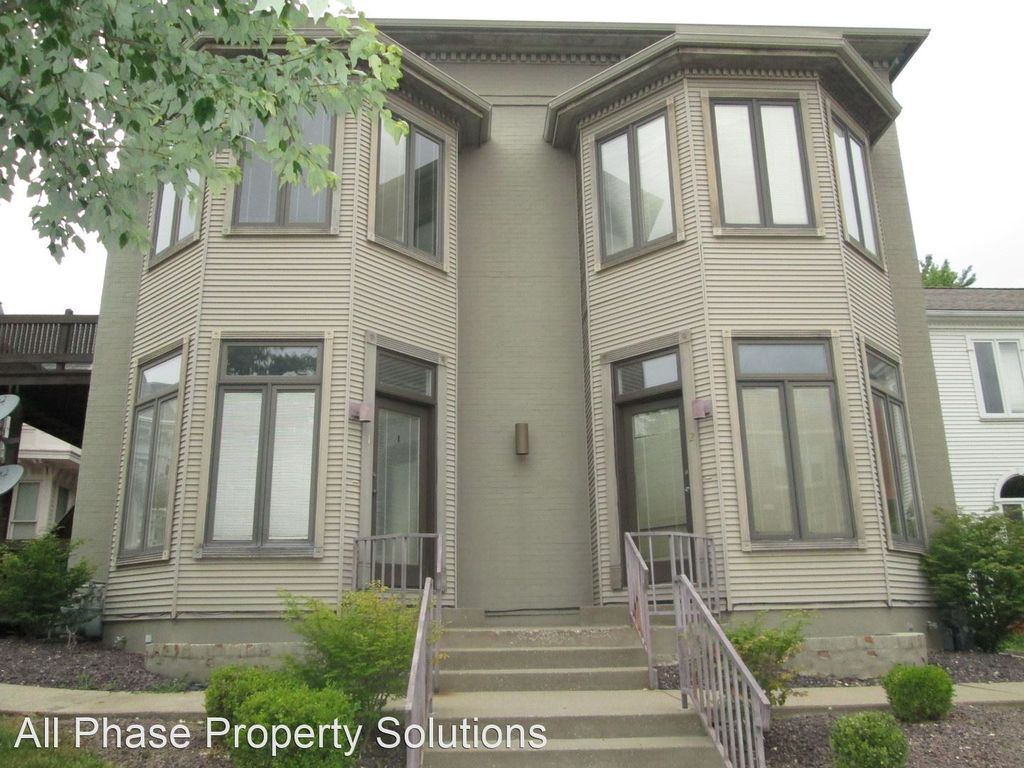 1243 Maine St #3, Quincy, IL 62301