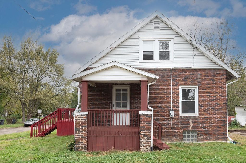 435 Champlain St, Akron, OH 44306