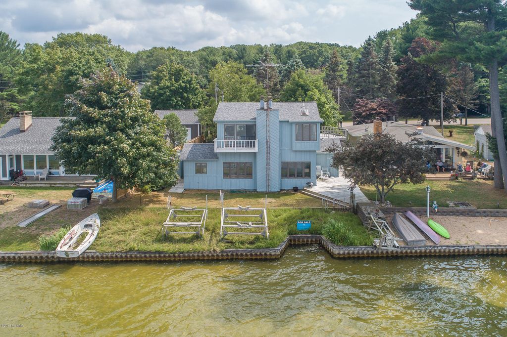 9273 W Silver Lake Rd, Mears, MI 49436 Trulia