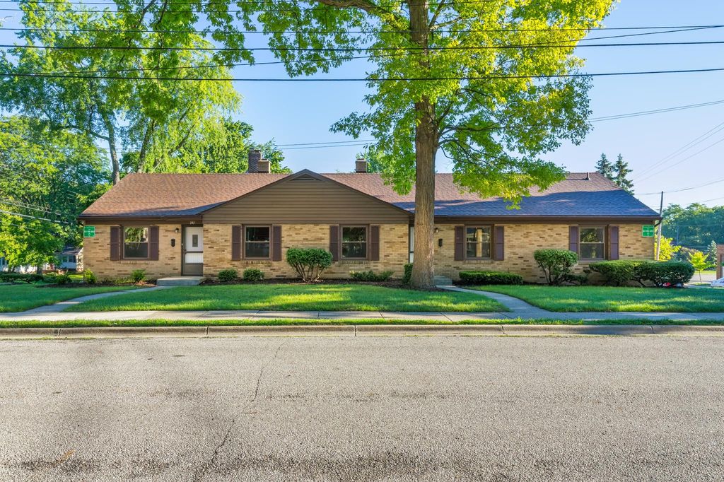 240 & 242 Southlawn Ave, East Lansing, MI 48823