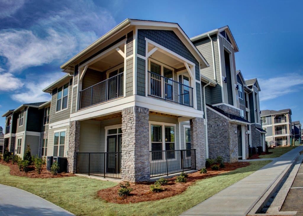 30 Laurel Canyon Village Cir, Canton, GA 30114