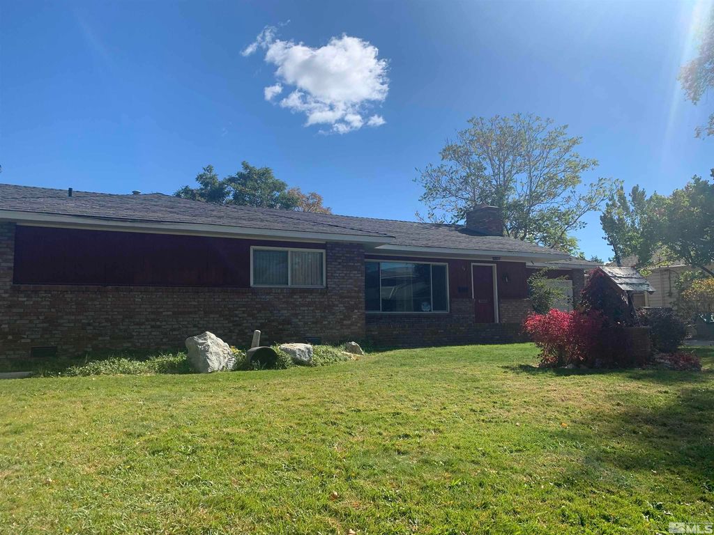 30 N West St, Yerington, NV 89447
