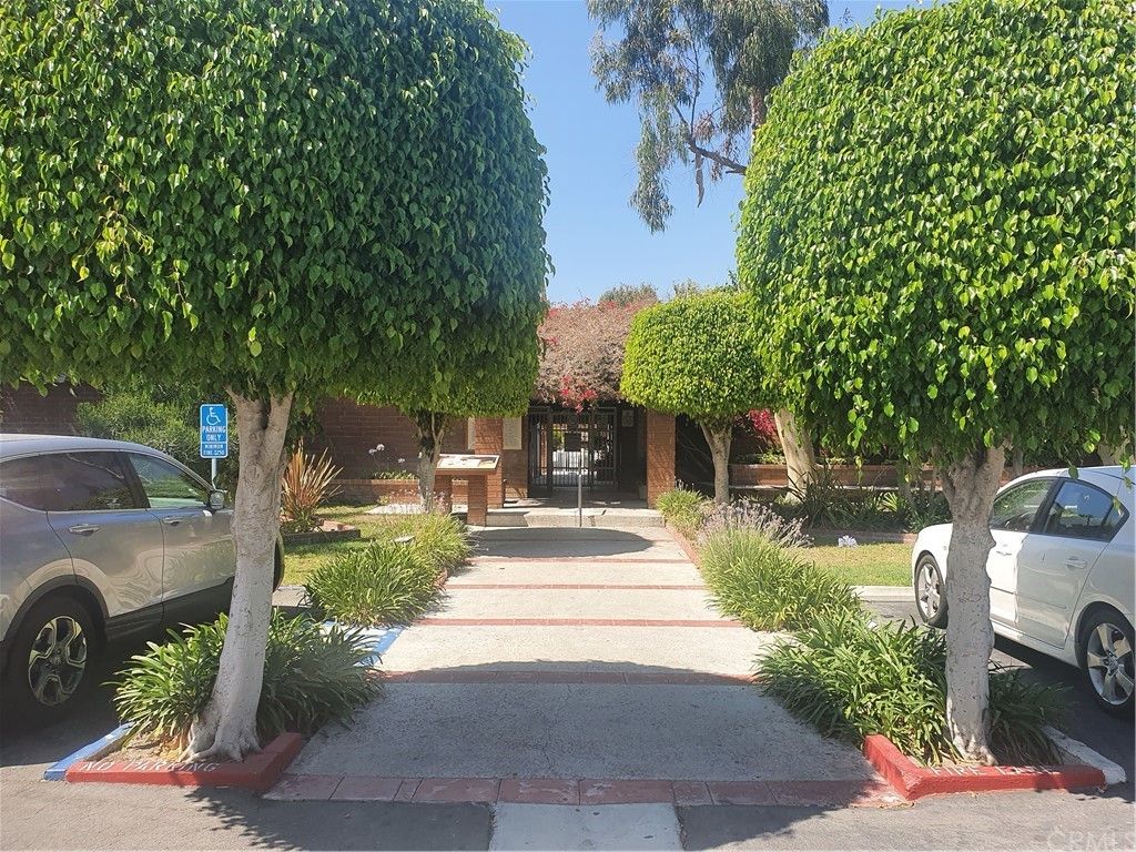2521 W Sunflower Ave #H15, Santa Ana, CA 92704