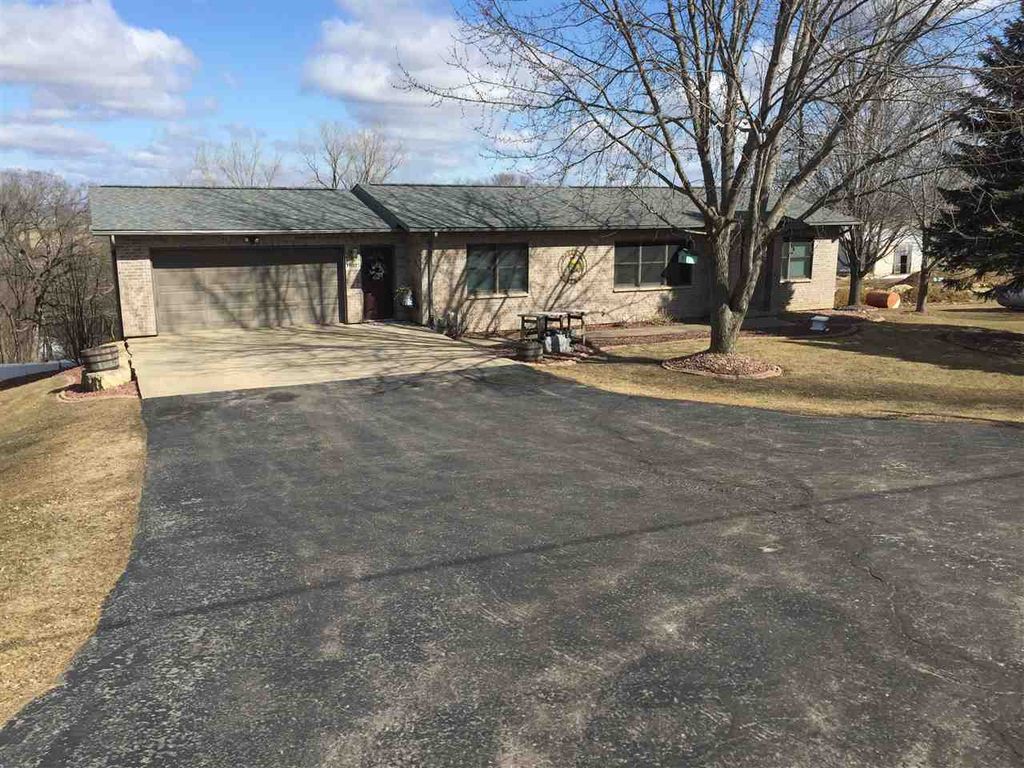 14025 N Cascade Rd, Dubuque, IA 52003 Trulia