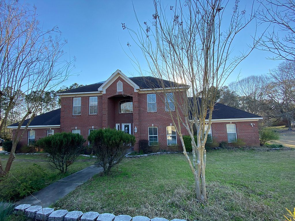 7101 River Rd, Lucedale, MS 39452