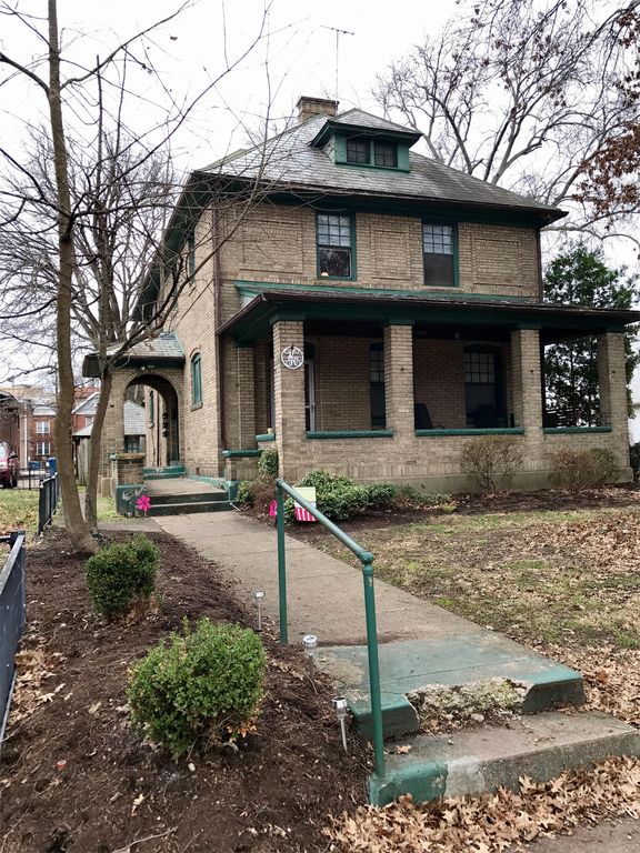 820 11th Ave #2, Huntington, WV 25701