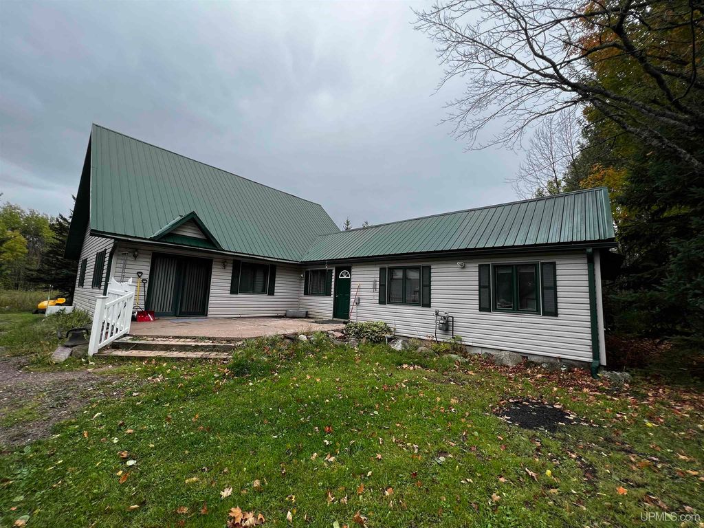 11553 N Black River Rd, Ironwood, MI 49938 Trulia