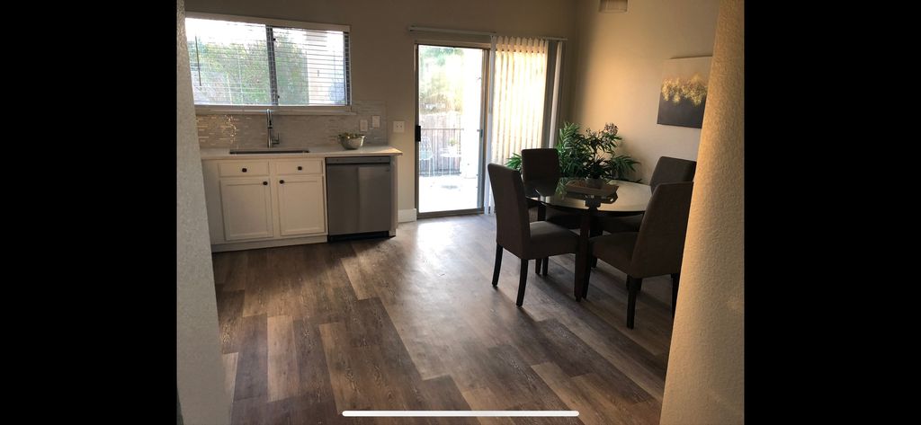 5501 S  Hearsey Dr, Austin, TX 78744