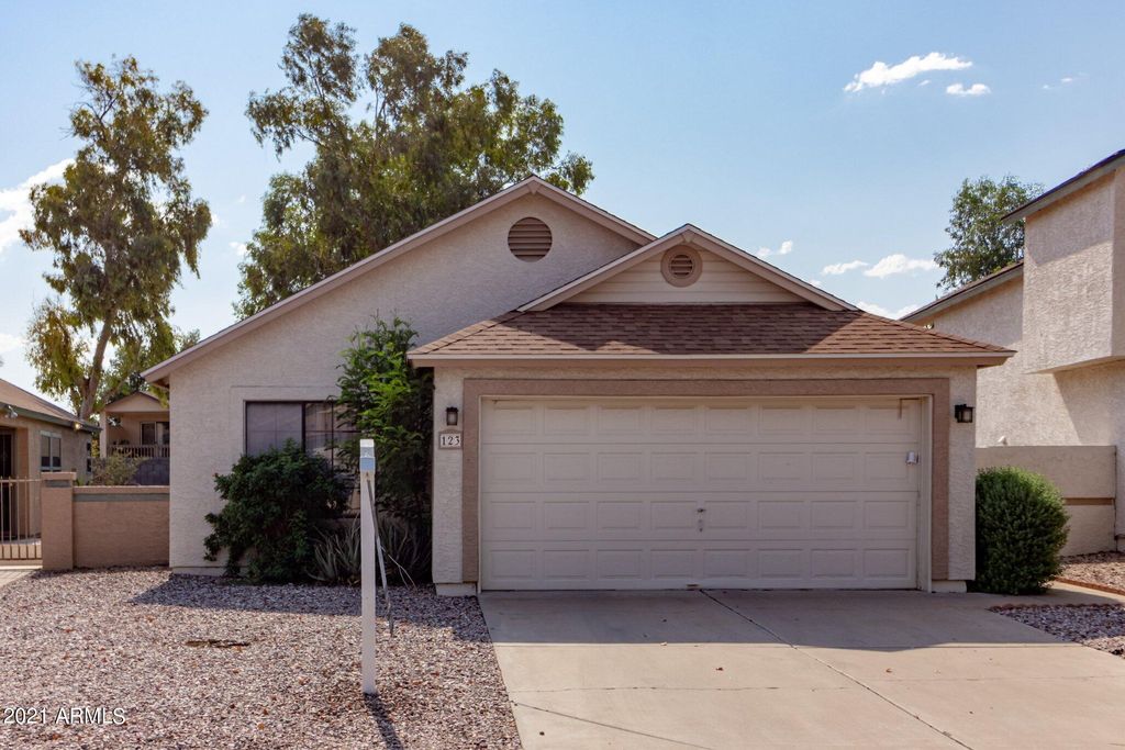 921 S Val Vista Dr #123, Mesa, AZ 85204