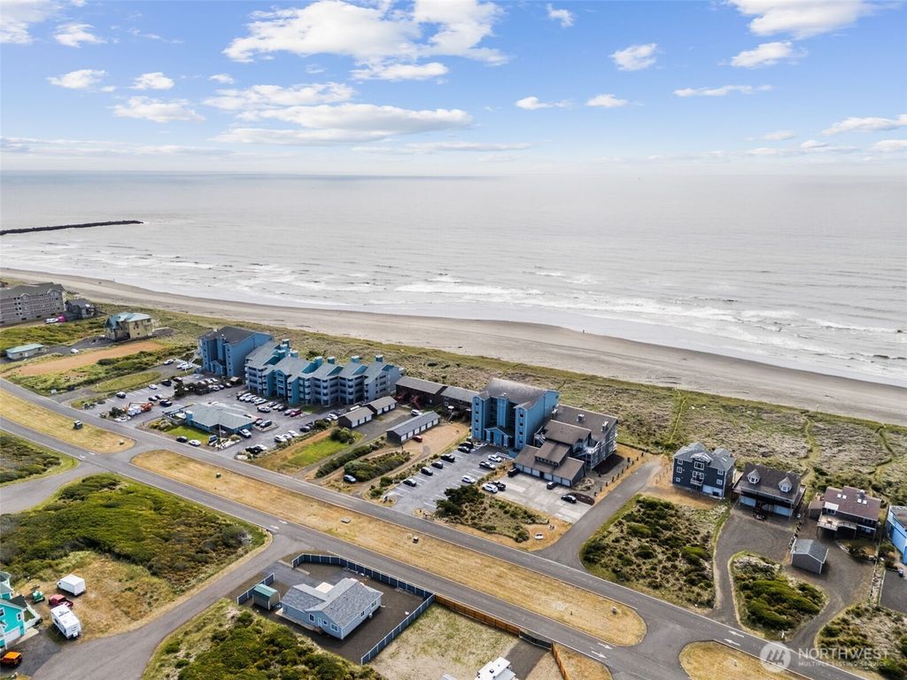 1311 Ocean Shores Boulevard SW #5, Ocean Shores, WA 98569