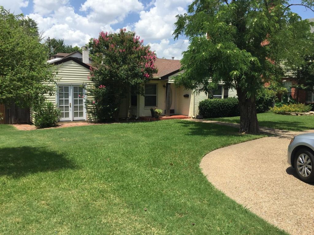 3000 Lovers Ln, Dallas, TX 75225