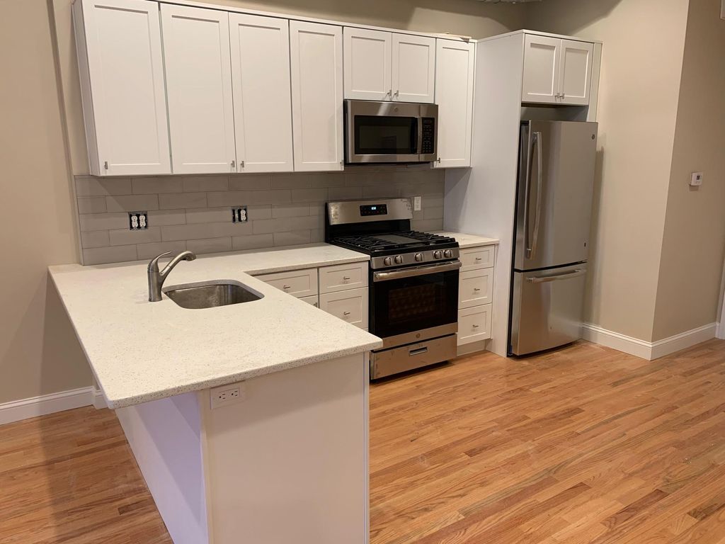 36 Market St #1, Lynn, MA 01901