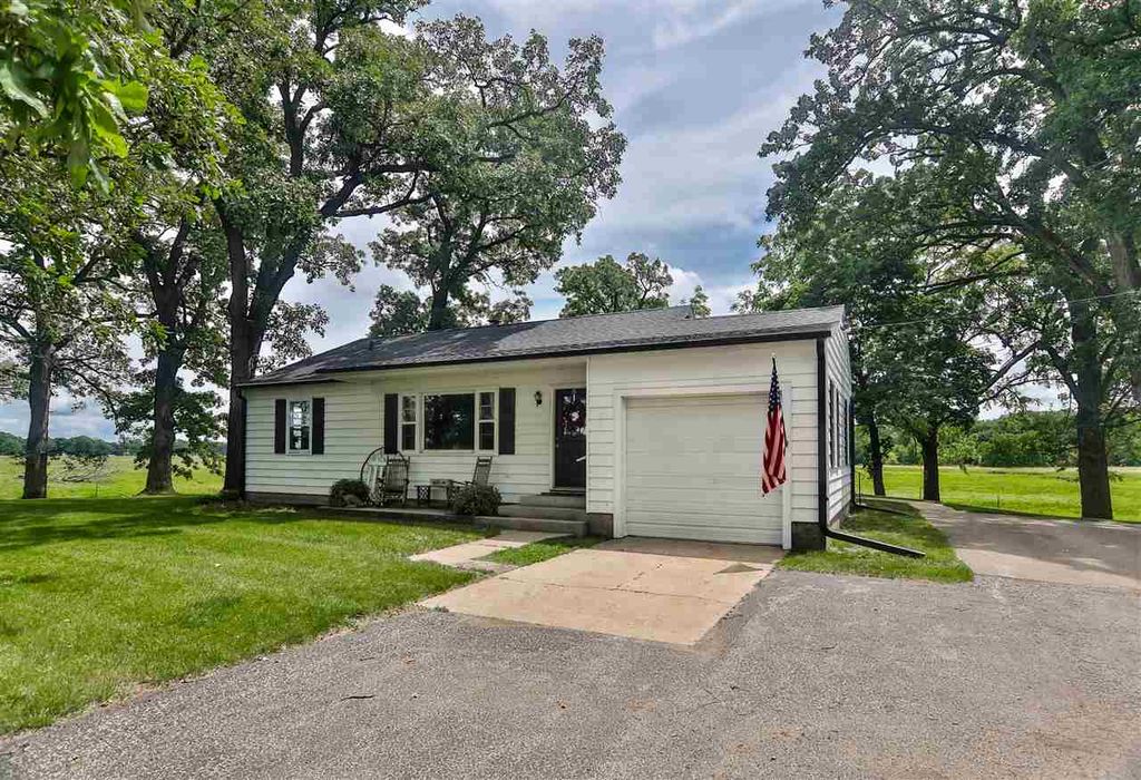 7653 E Hales Corner Rd, Stillman Valley, IL 61084 Trulia
