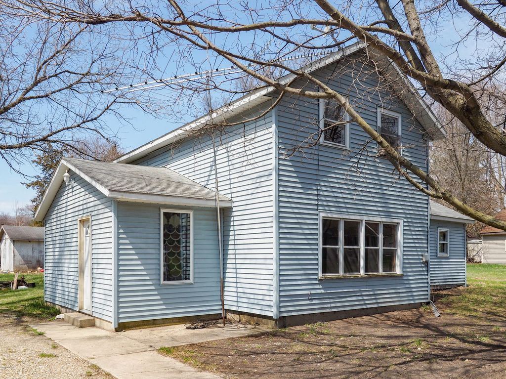 15484 Oak St, Gobles, MI 49055 Trulia