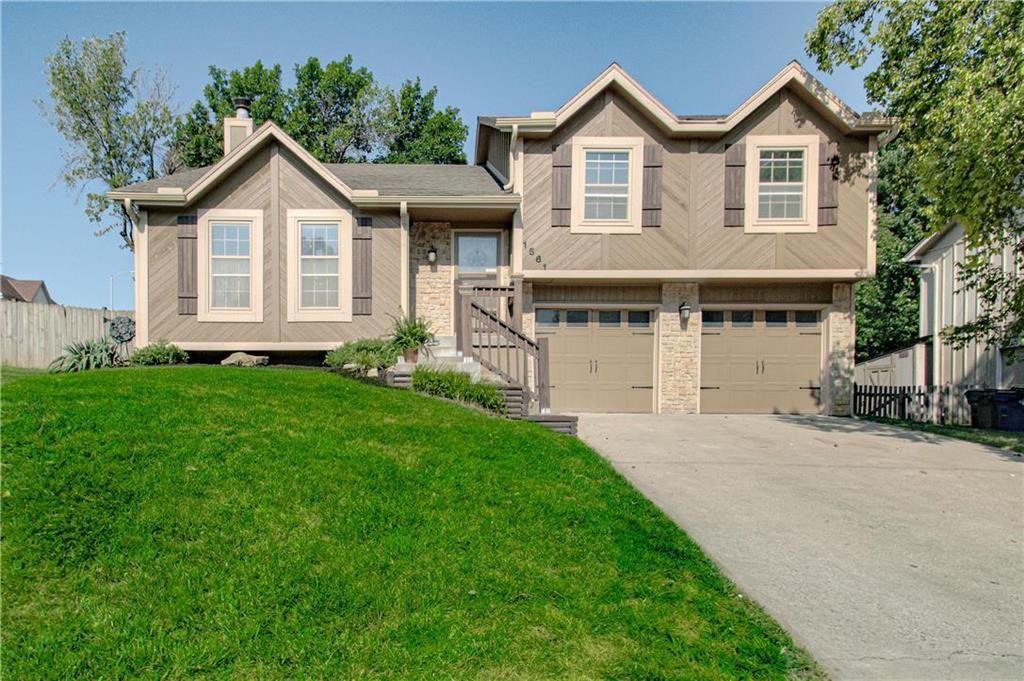1561 N Hunter Dr, Olathe, KS 66061 Trulia 1561 N Hunter Dr, Olathe, KS 66061 Trulia