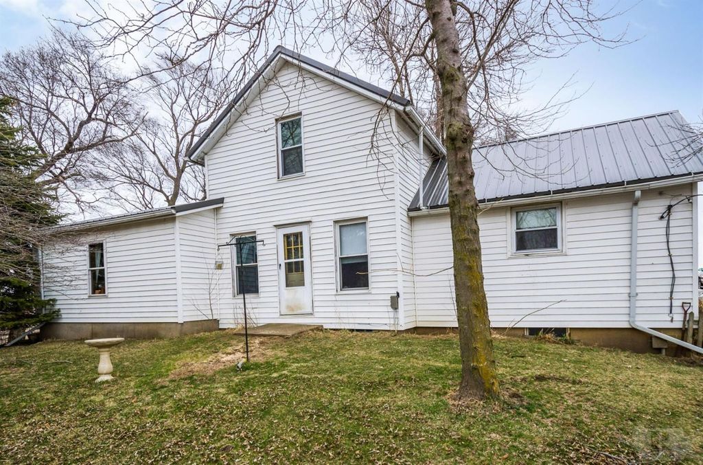 Minimalist Apartments For Rent In Brooklyn Iowa for Large Space