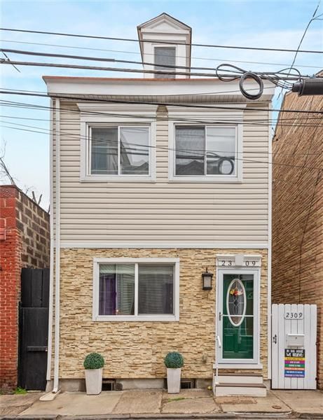 2309 Larkins Way, Pittsburgh, PA 15203