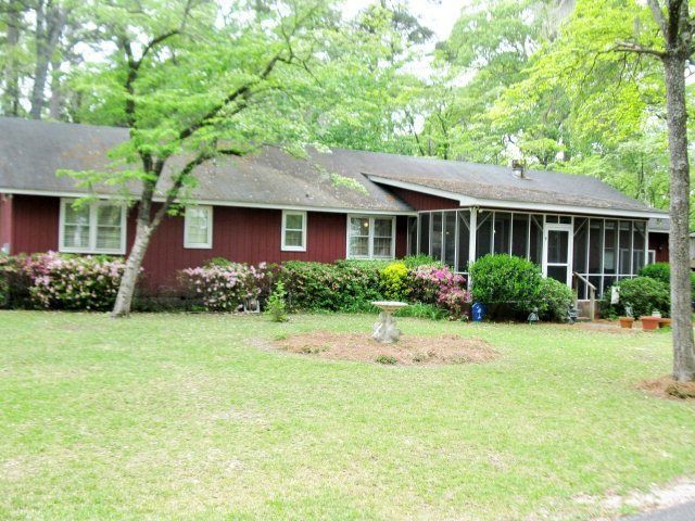 110 Shuler St, Santee, SC 29142