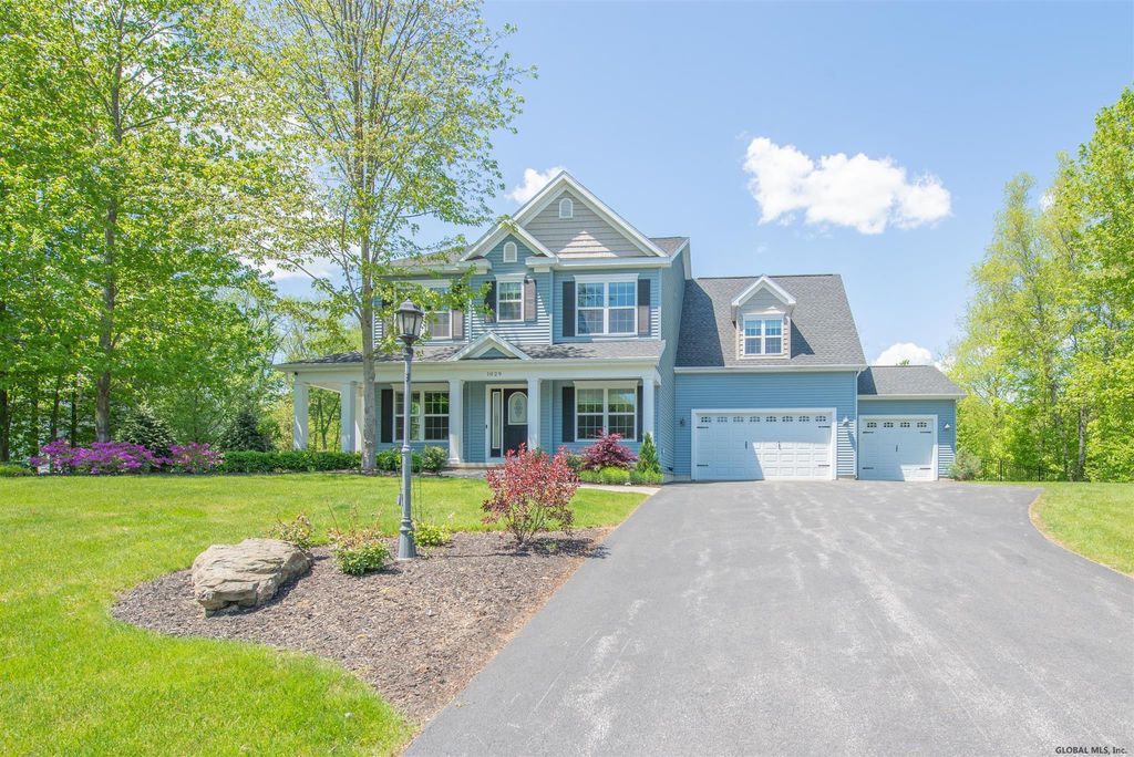 1029 Gideon Trce, Schenectady, NY 12302