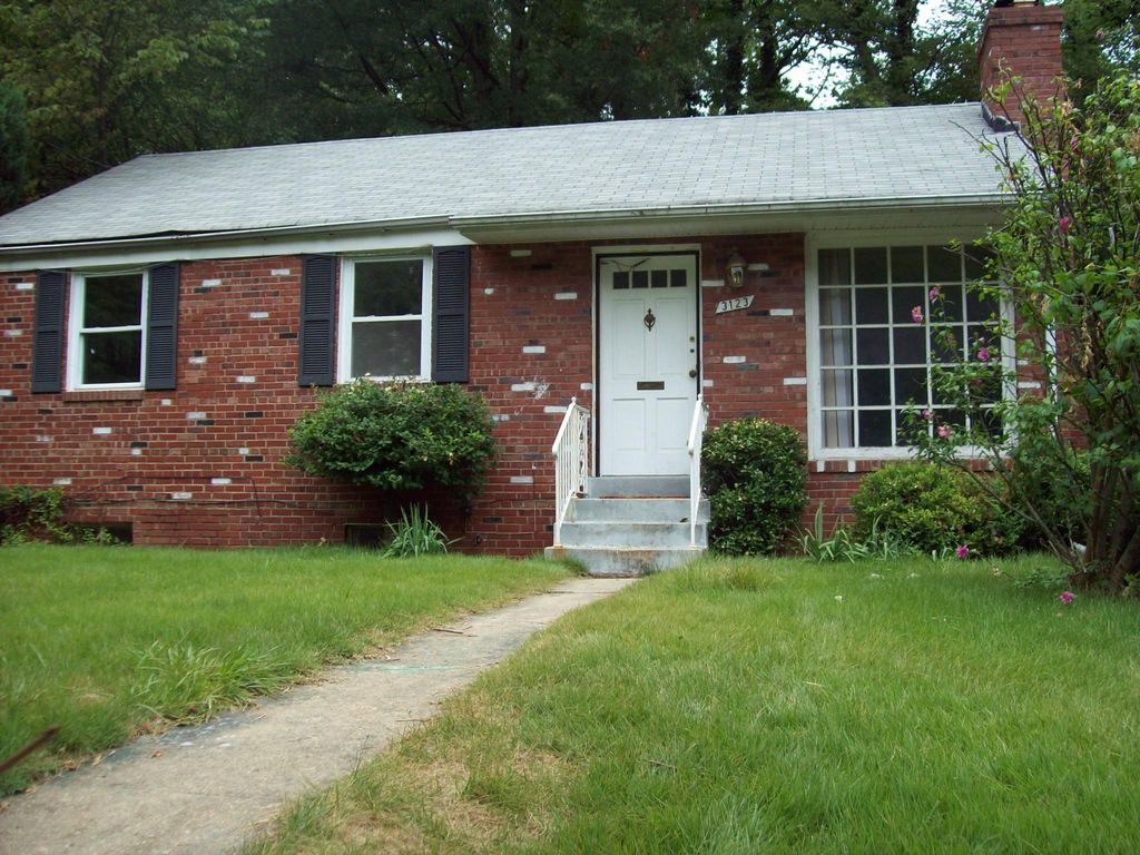 3123 King St, Alexandria, VA 22302
