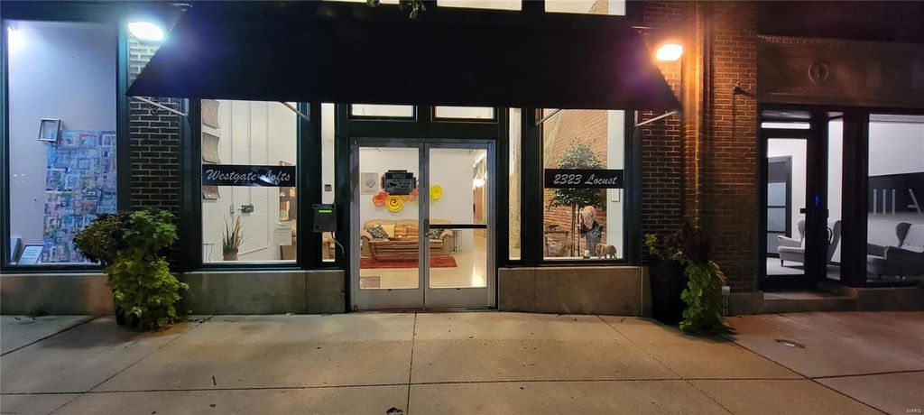 2323 Locust St #509, Saint Louis, MO 63103