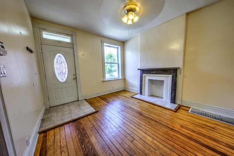 3206 Pestalozzi St, Saint Louis, MO 63118
