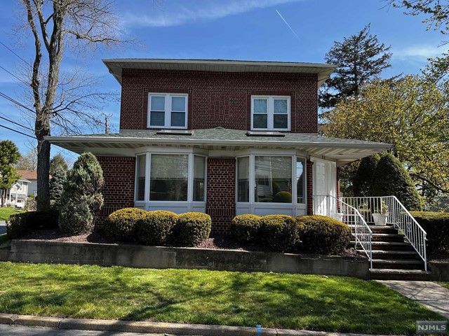 115 Paris Ave, Northvale, NJ 07647