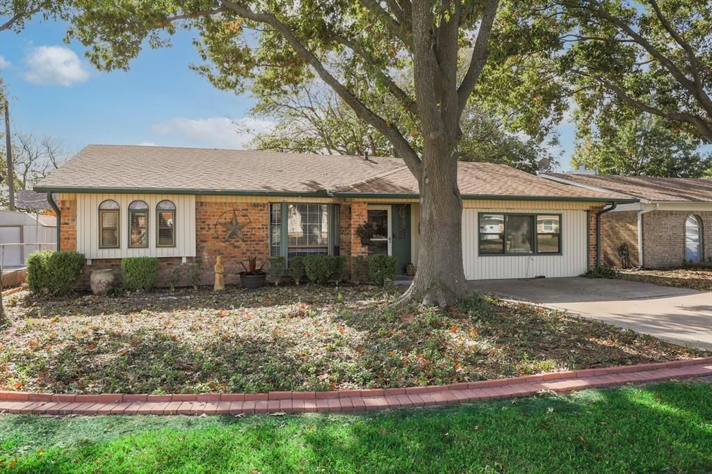 226 Debra Dr, Mesquite, TX 75149