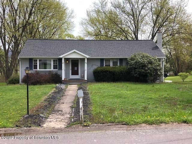 22 Maple Ln, Tunkhannock, PA 18657
