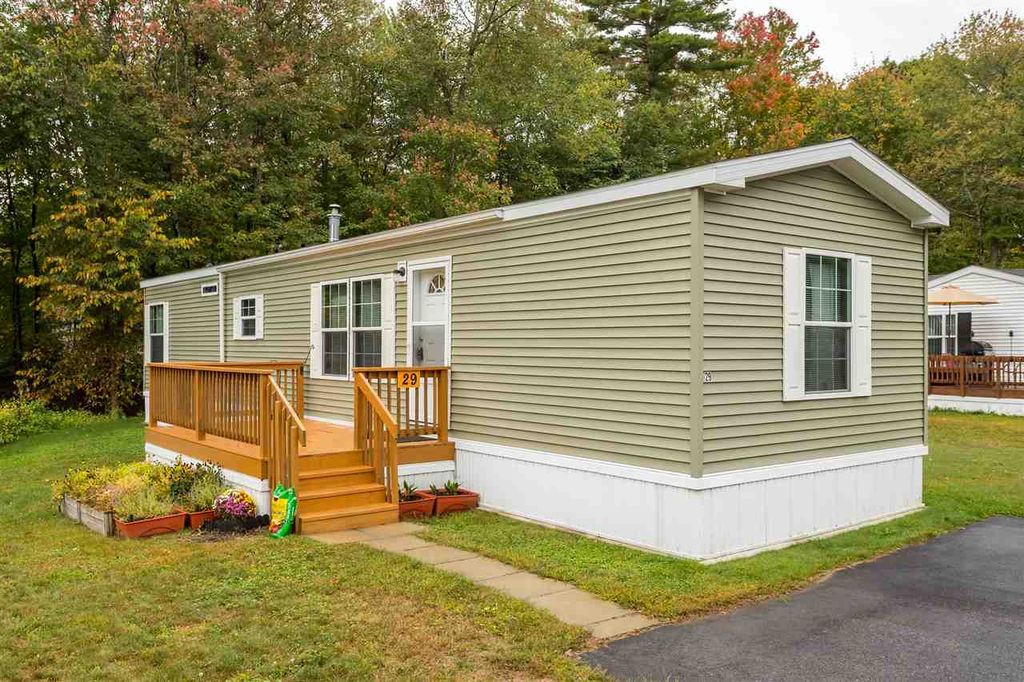 29 Colonial Village, Somersworth, NH 03878 Trulia