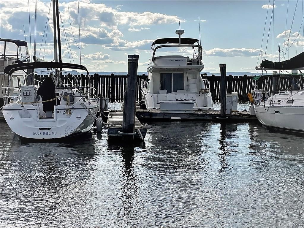 D8 Boat Slip Half Moon Bay Marina Drive, Croton On Hudson, NY 10520