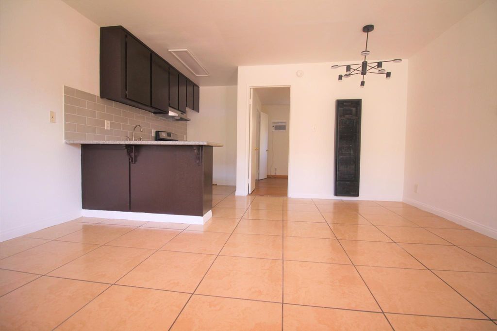 129 S Avenue 54, Los Angeles, CA 90042