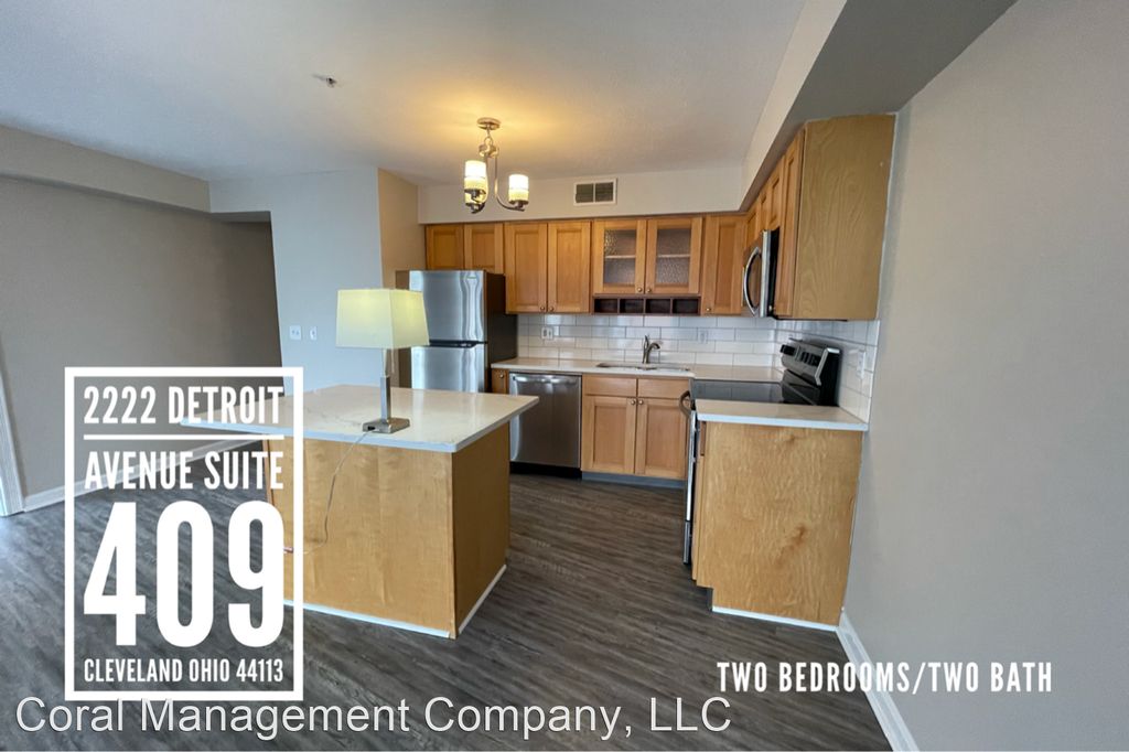 2222 Detroit Ave, Cleveland, OH 44113