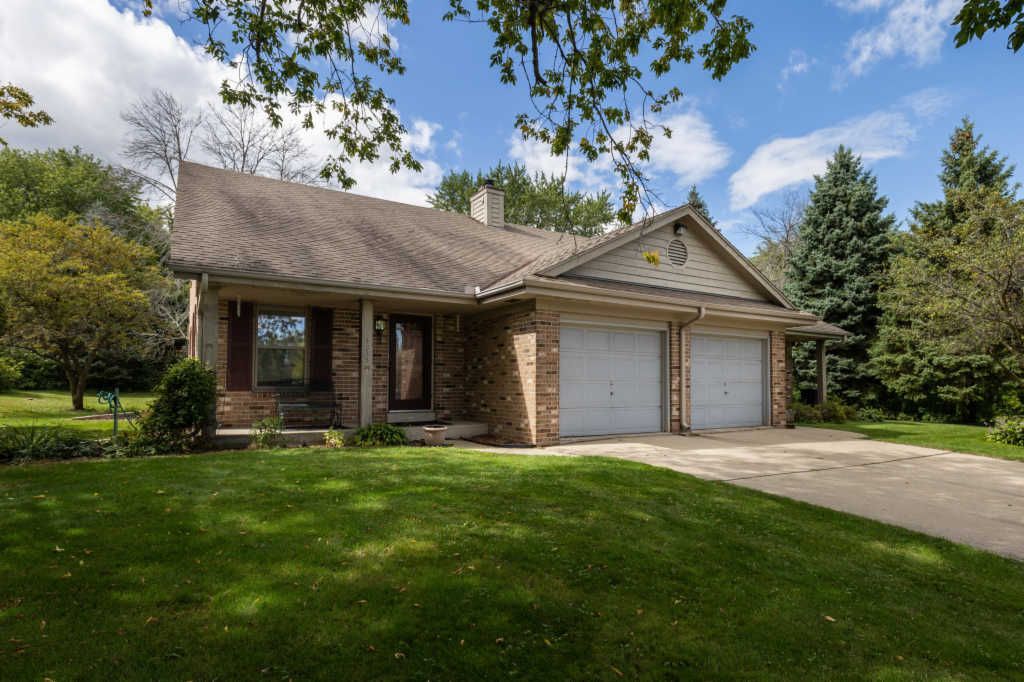 4925 S Sunnyslope Rd 4935, New Berlin, WI 53151 Trulia