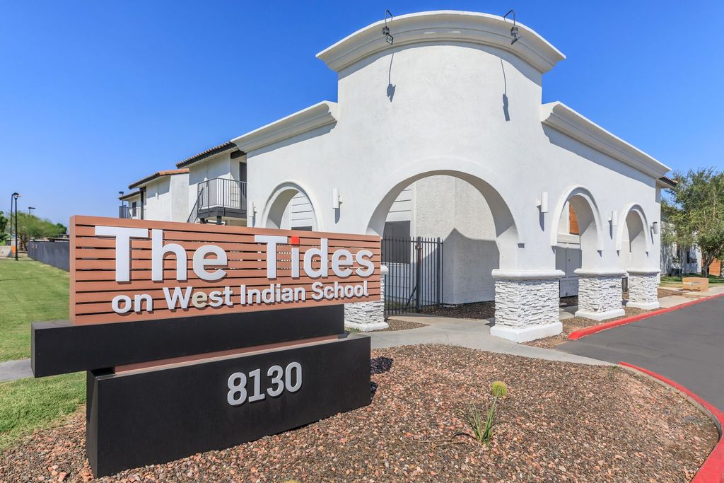 8130 W Indian School Rd, Phoenix, AZ 85033