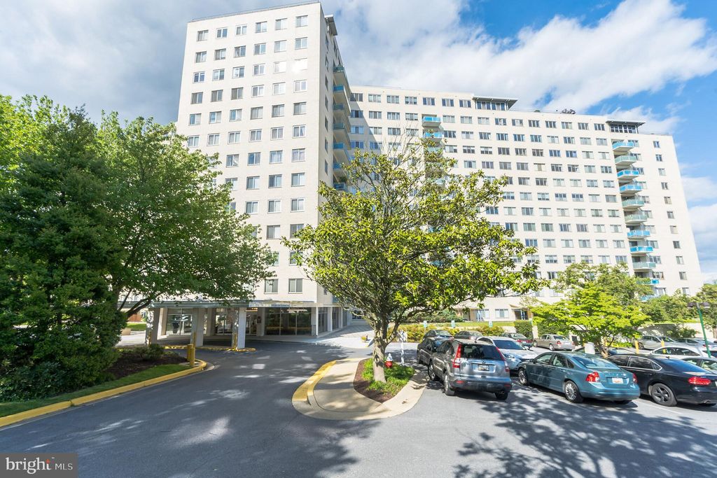 10201 Grosvenor Pl #1525, Rockville, MD 20852